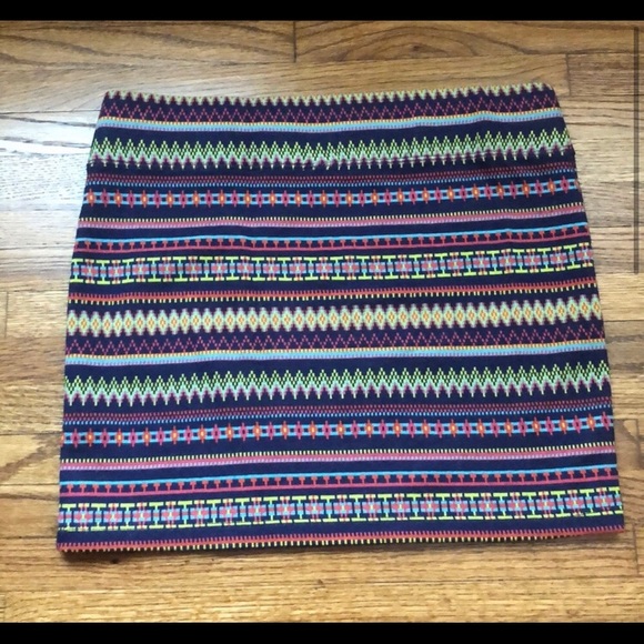 PAC Sun mini skirts - Picture 2 of 4